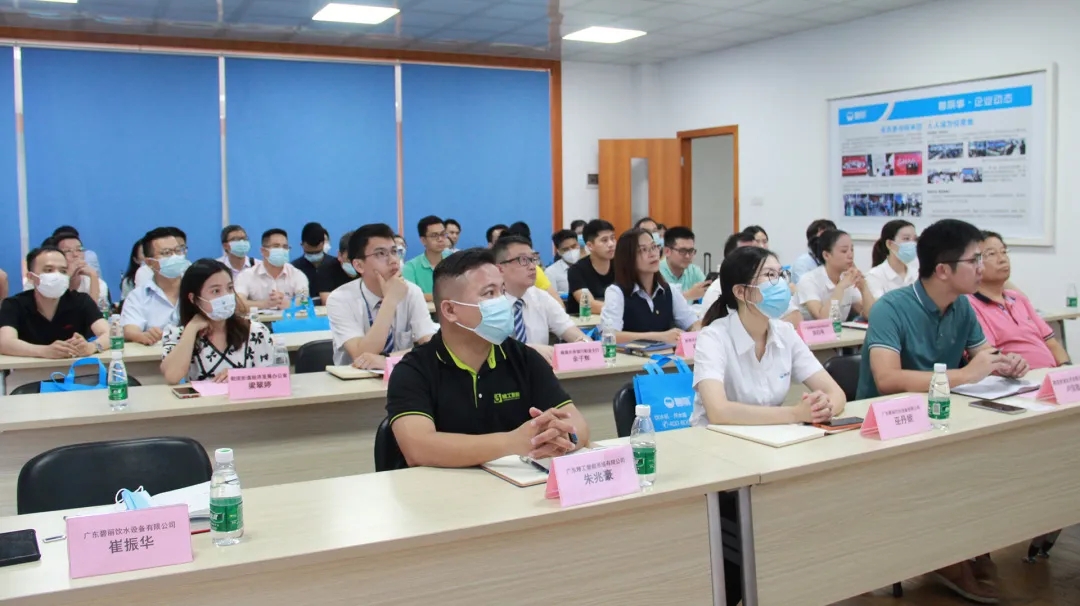 1632276448961858.jpg 640.webp.jpg