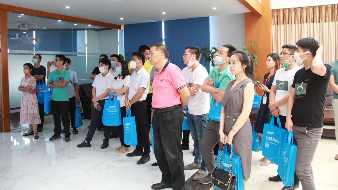 1632276483164736.jpg 640 (1).webp (2).jpg