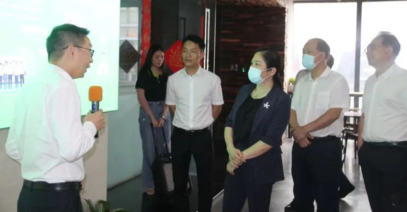 郴州市人民政府副市长黄峥嵘一行莅临精工智能考察调研