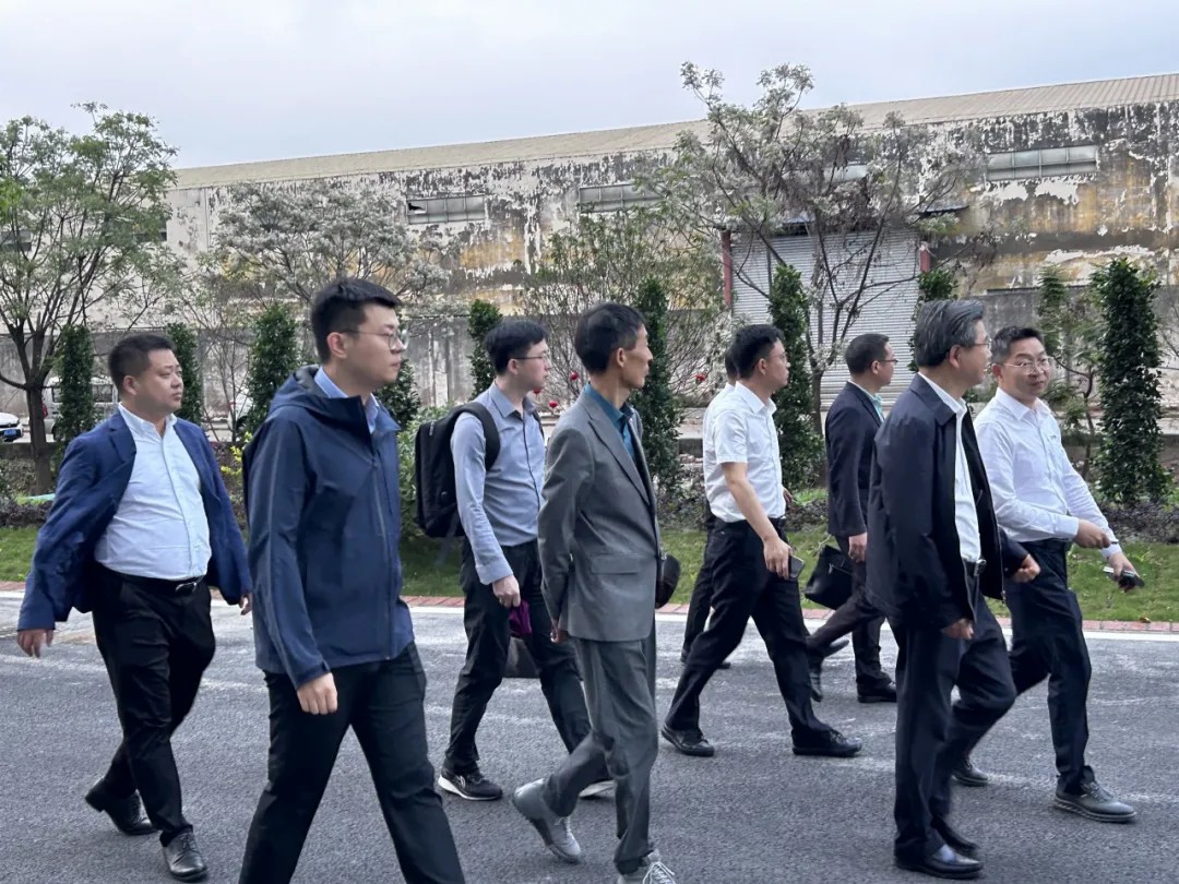 1714440472108516.jpg 640 (5).jpg